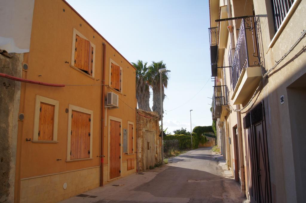 Hotel La Casa Dell'Arco Menfi Exterior foto